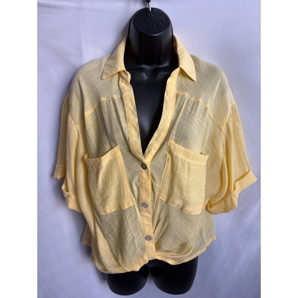 Lily Star Cropped Yellow Button Down Blouse Top Size L Essential Office Career